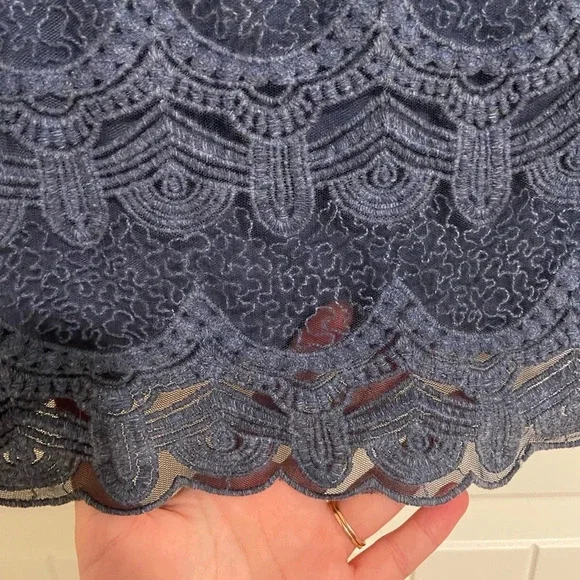 Chico’s women’s lace knit layered blouse — XL/16‎ - Picture 4 of 7